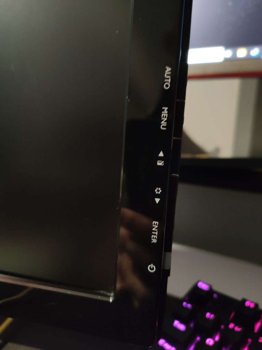 Monitor 60hz 21.7 Cala