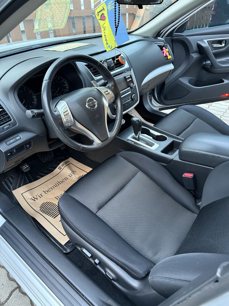 Nissan Altima 2016