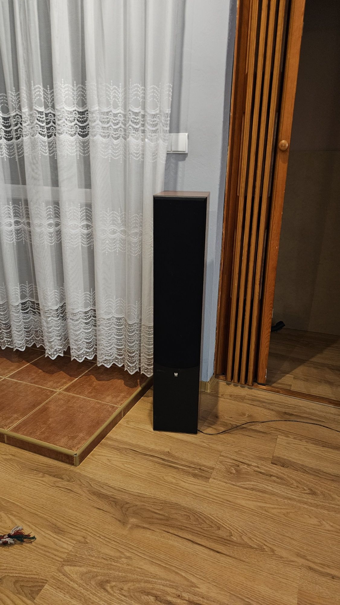 Aplituner audio-wideo z kinem domowym