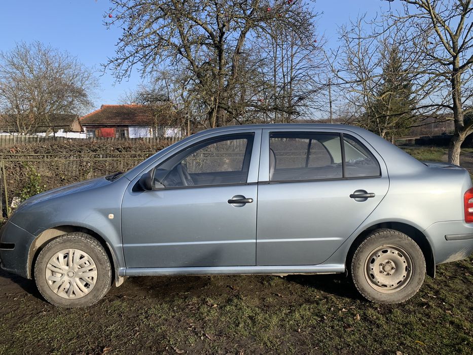 Продам автомобіль 2006 р бензин 1,2 за деталями звертайтесь в приват