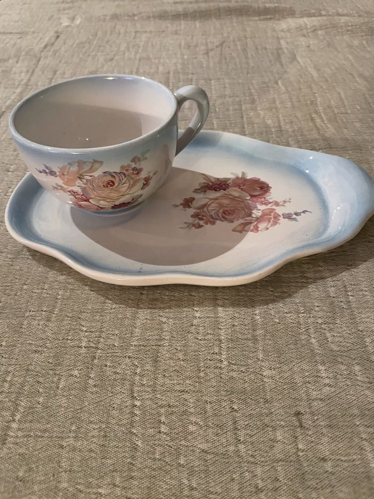 Conjunto chávena e prato