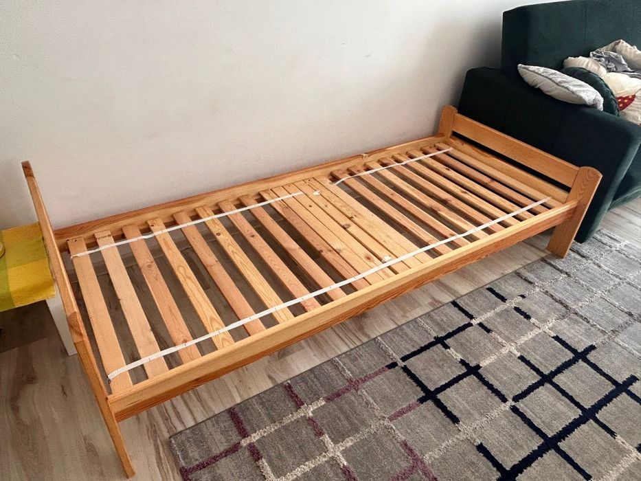 Łóżko drewniane  sosnowe  80x200