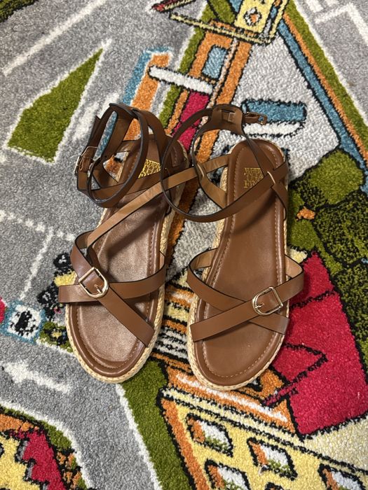 Сандали женские новые