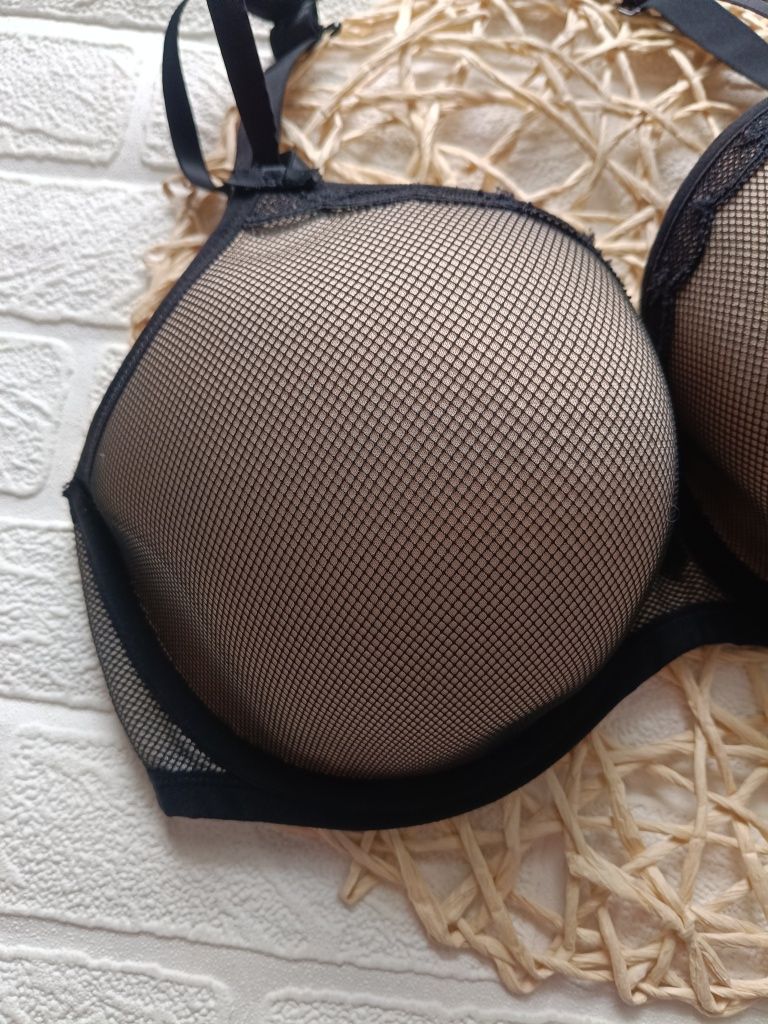 Biustonosz modelujący Freya rozmiar 60 J stan idealny