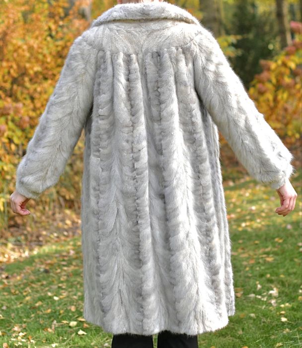 naturalne futro z norki