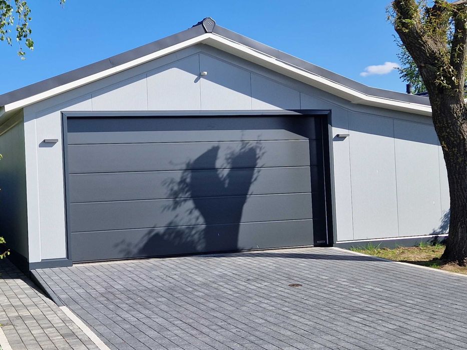 Garaż Hala Pawilon z blachy lub płyty warstwowej