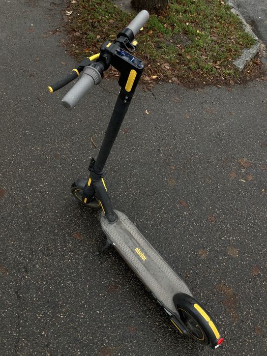 Електросамокат Ninebot 22km/h