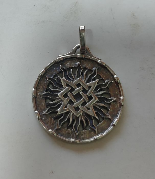 Лапа медведя.Оберег.Знак Велеса.Славянский оберег