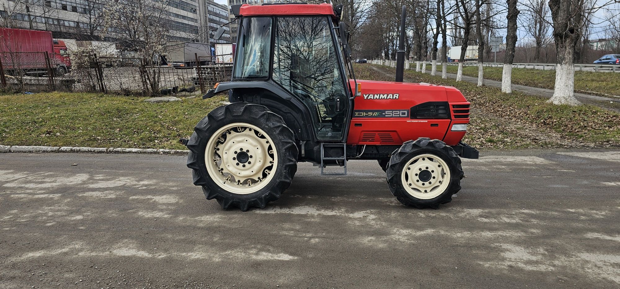 Японський Трактор мінітрактор Japan Yanmar AF520