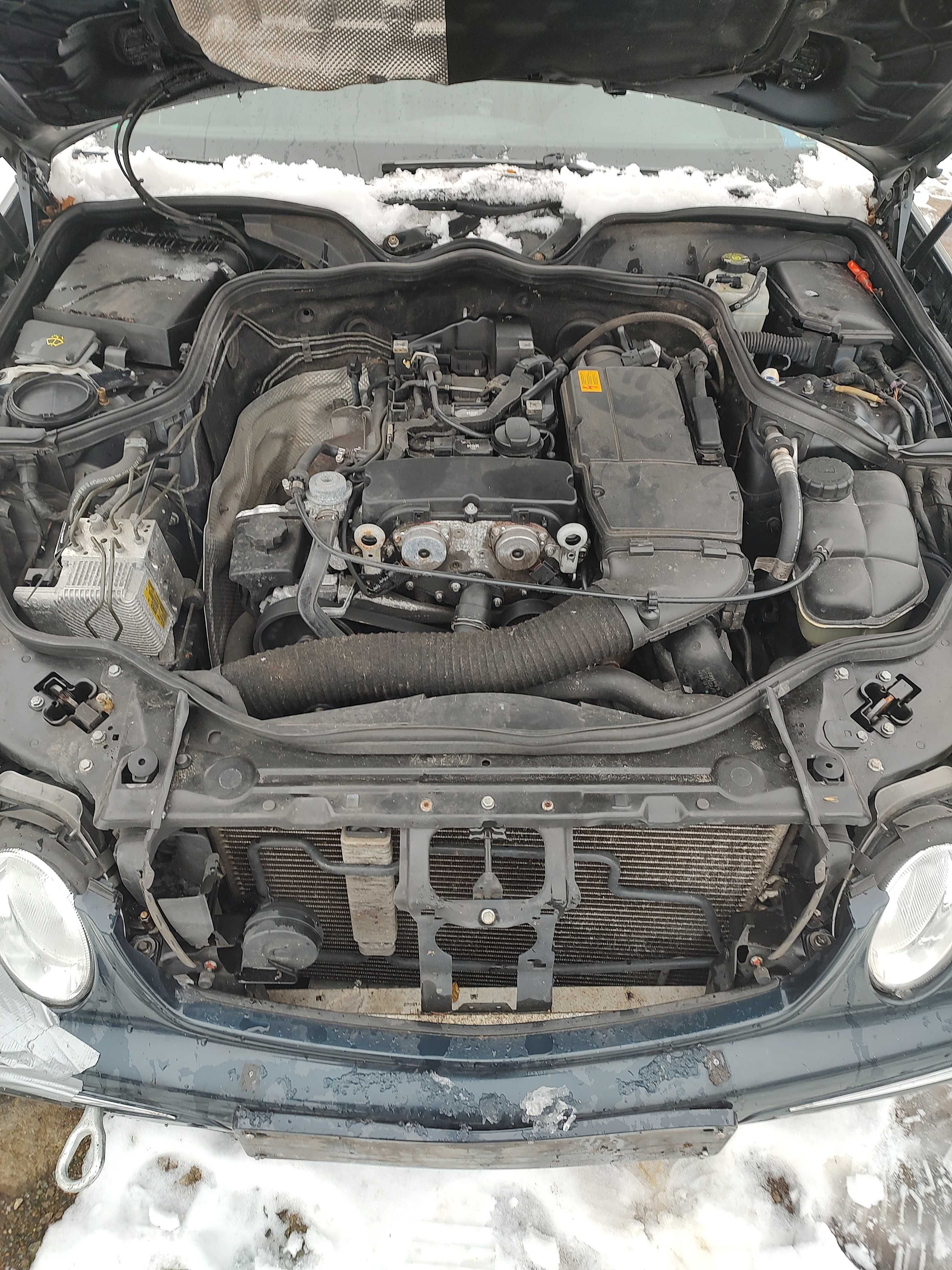 Kompletny Przód Mercedes W 211 rocznik 2003