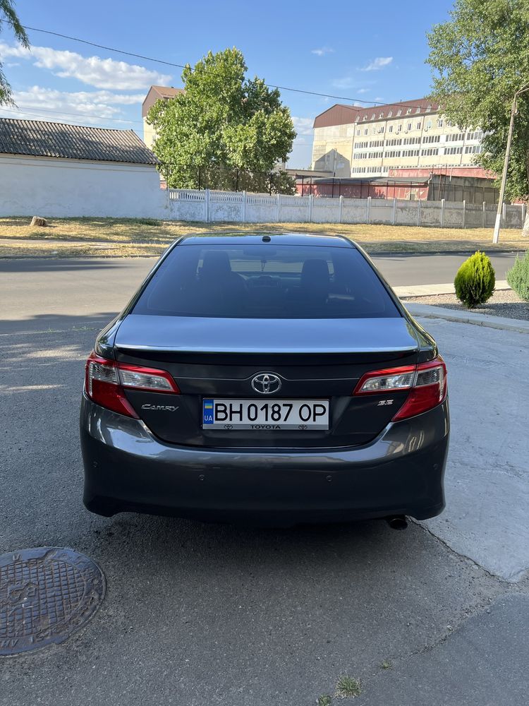 Продам Toyota Camry (usa)
