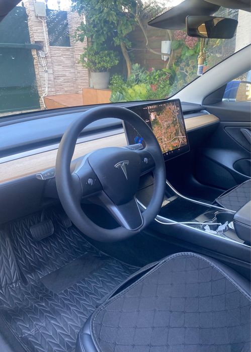 Tesla model 3 standard plus