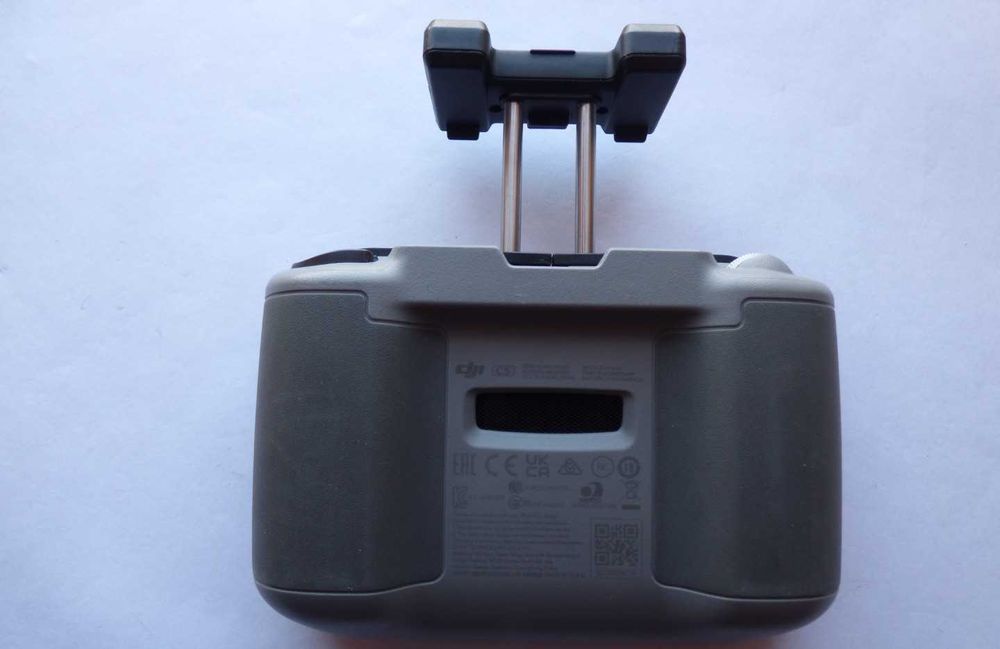 Emissor DJi Mini 2/Mini 2 SE. Model RC231; Ler anuncio