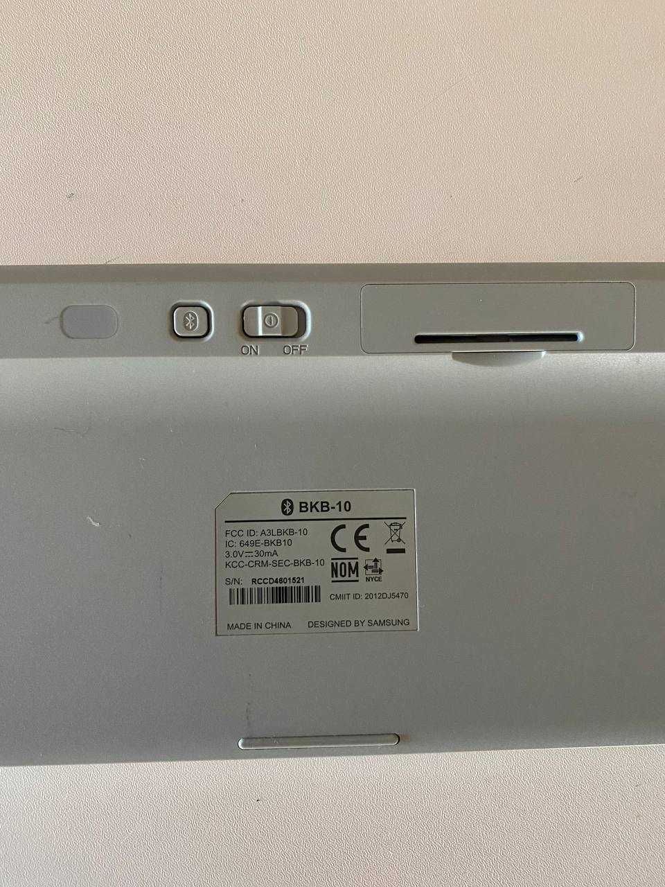 Бездротова компактна клавіатура Samsung Keyboard BKB-10 White з Європи