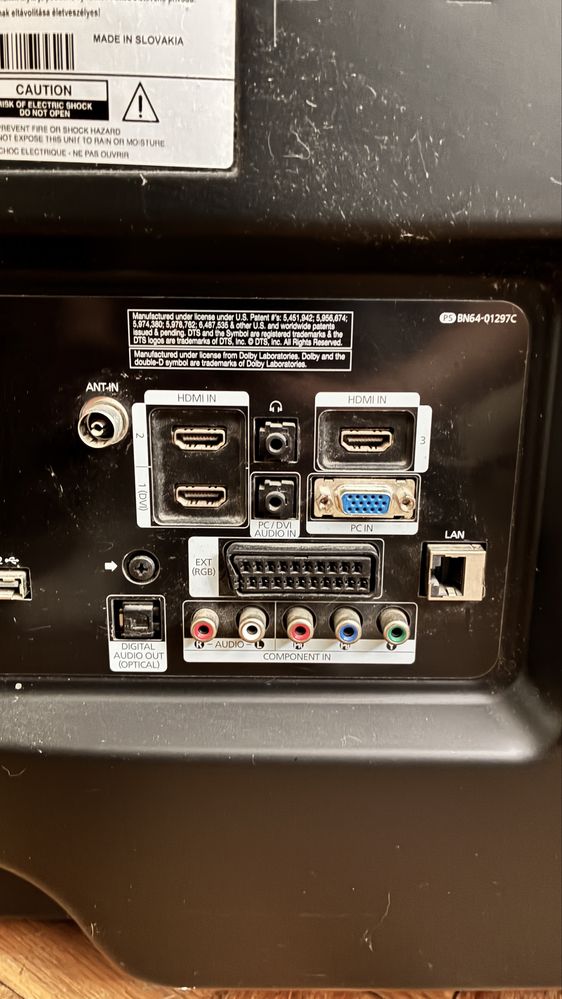 Telewizor Samsung 40 cali LE40C550J1W + Uchwyt ścienny