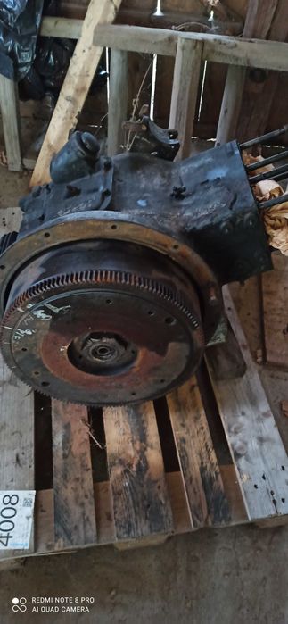 Zetor 25 - blok silnika+wał+koło+wałek+tuleje