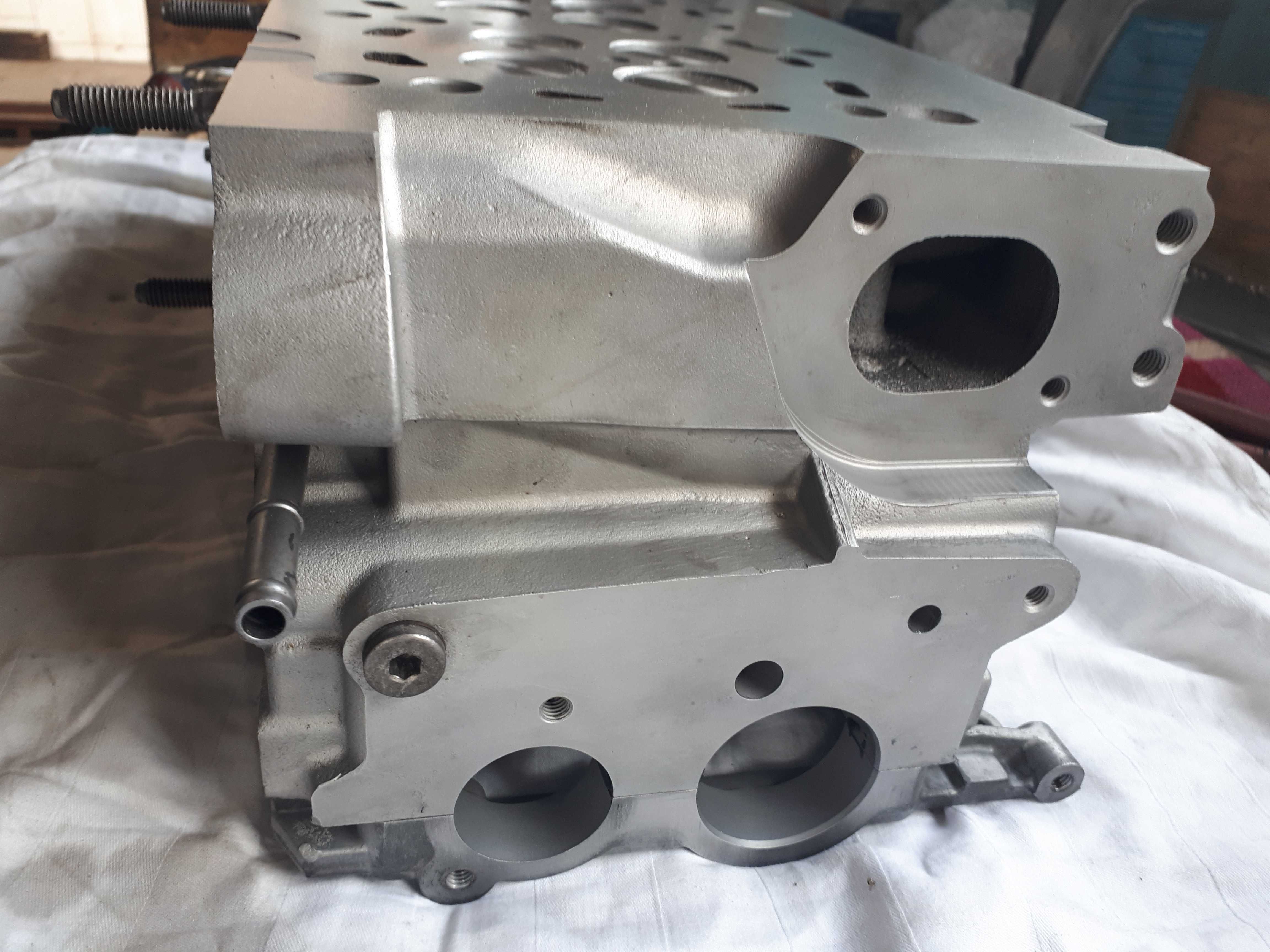 Głowica 03L103373G 2.0 TDI CR VW T5 T5FL GWAR CAA A CAA B CCH cfc