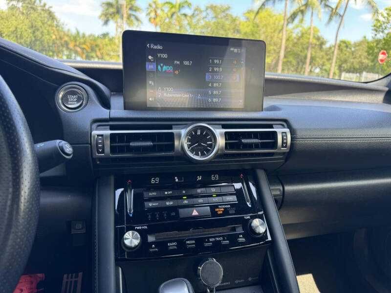 2021 Lexus IS 350