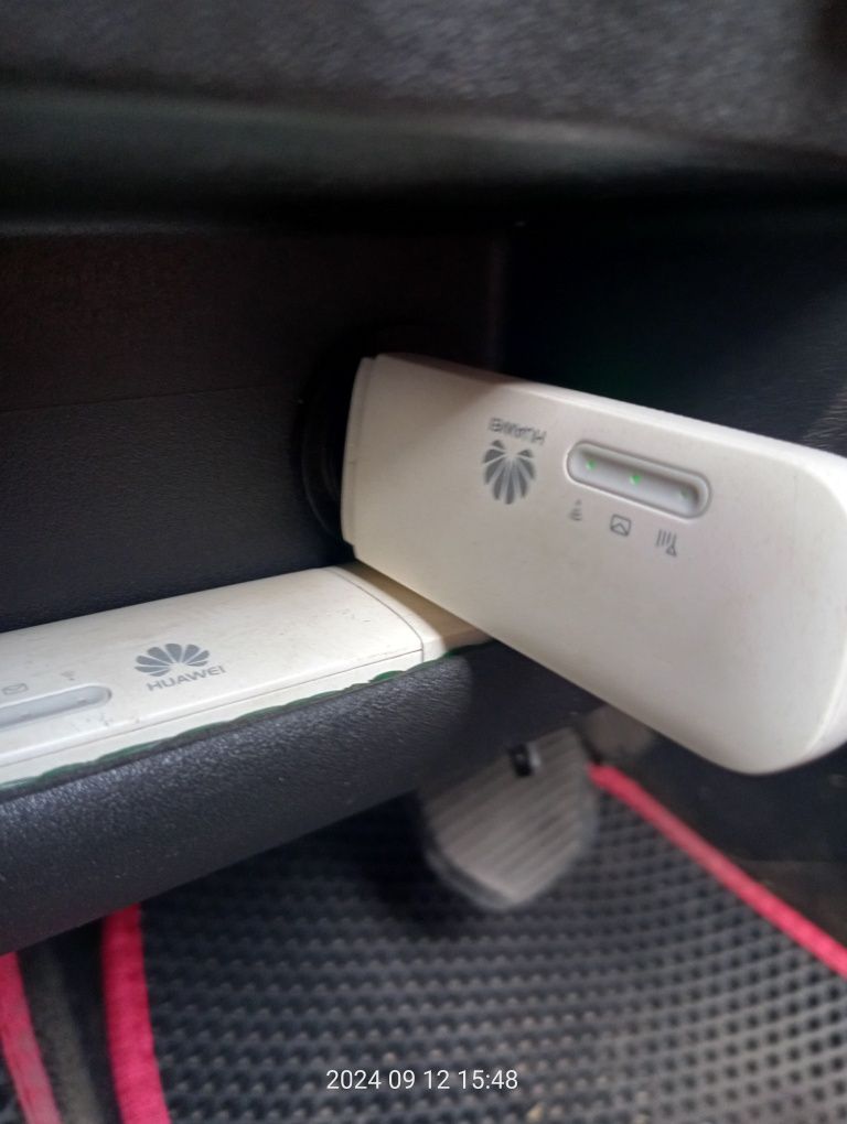 Модем/WiFi роутер 3G/4G Huawei E8372-153