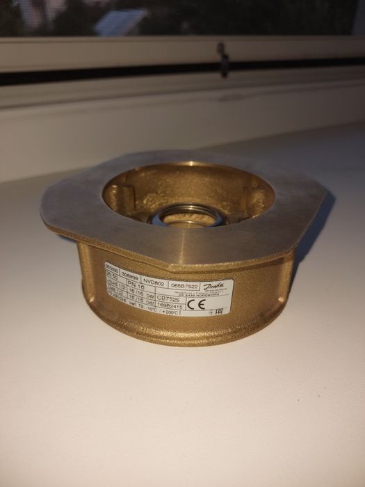 Зворотній клапан Danfoss