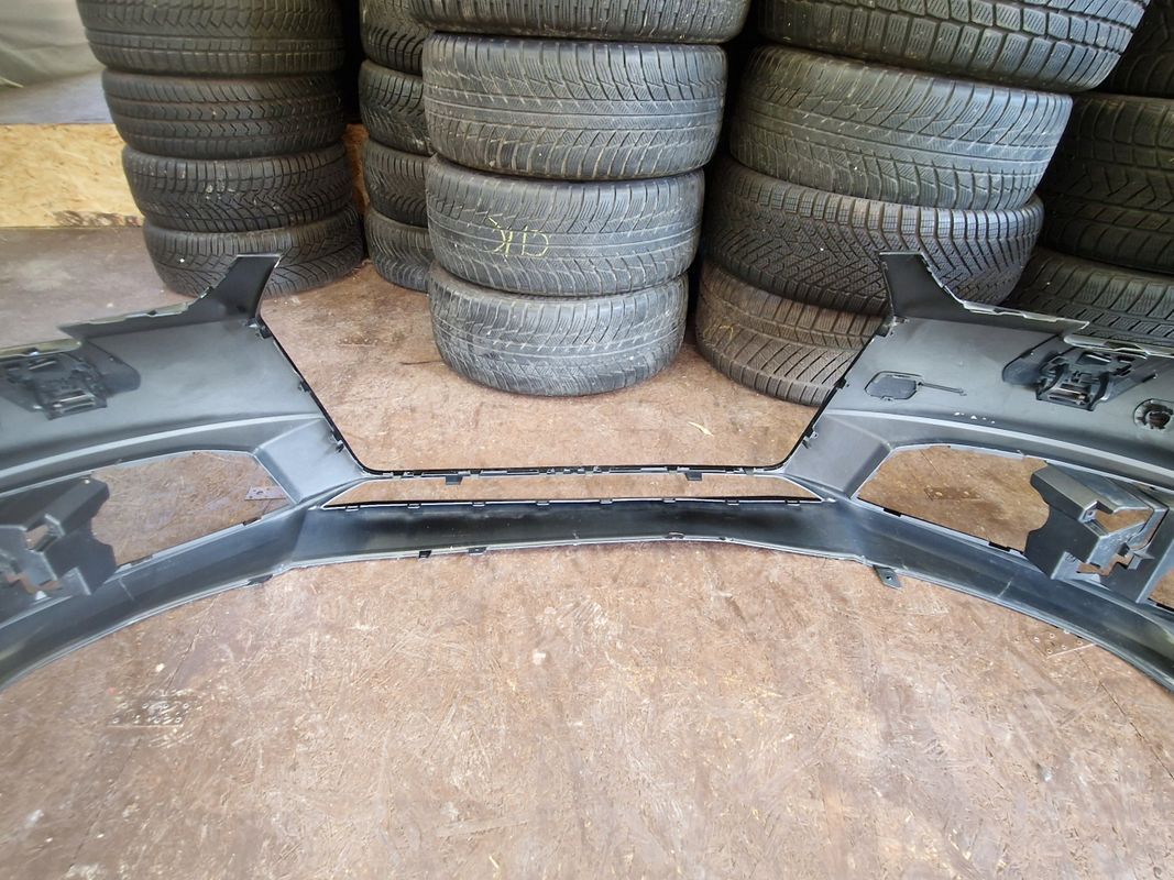 Audi A4 B9/8w 16-19 S-line Zderzak Przód Przedni