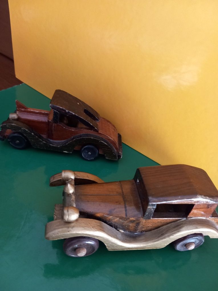 Carros antigos decorativos - Replicas