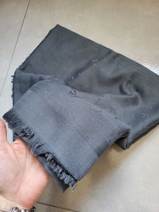 Chusta Louis Vuitton Paris