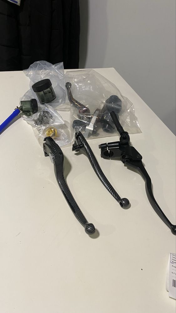 Yamaha r1/r6 carnagens e bomba de travao r6
