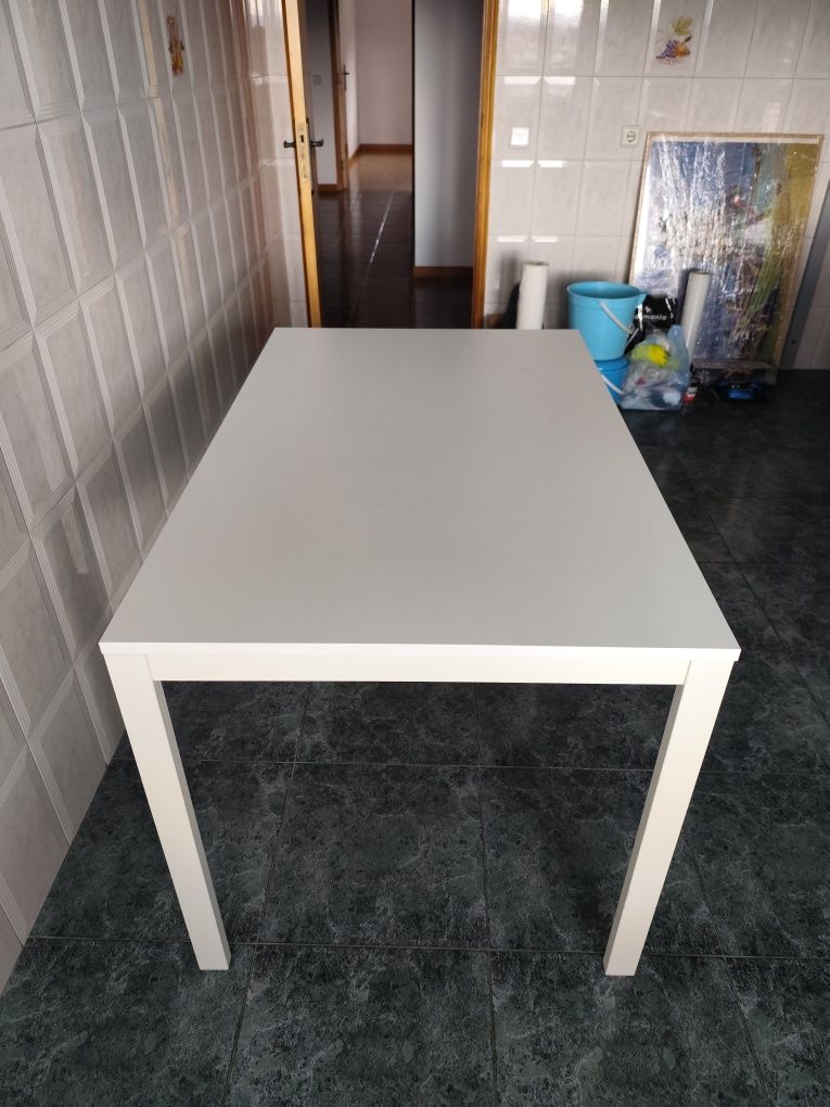 Mesa extensível IKEA