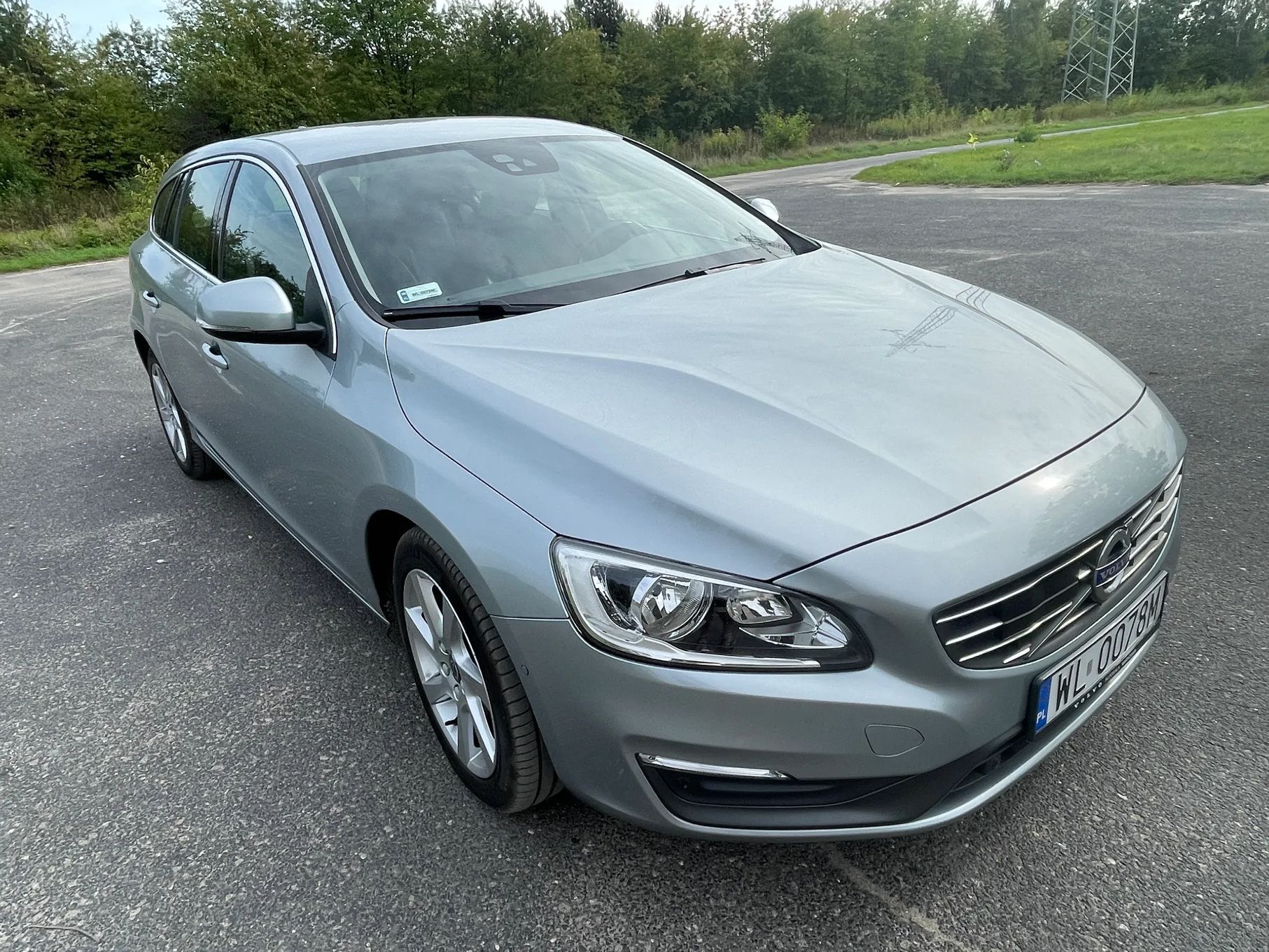 Volvo V60 Momentum, D4 DRIVE-E, 181 KM, 2015