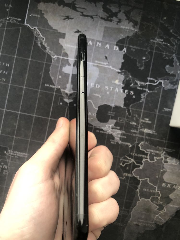 Iphone 7 plus 128gb jet black (newerlook )