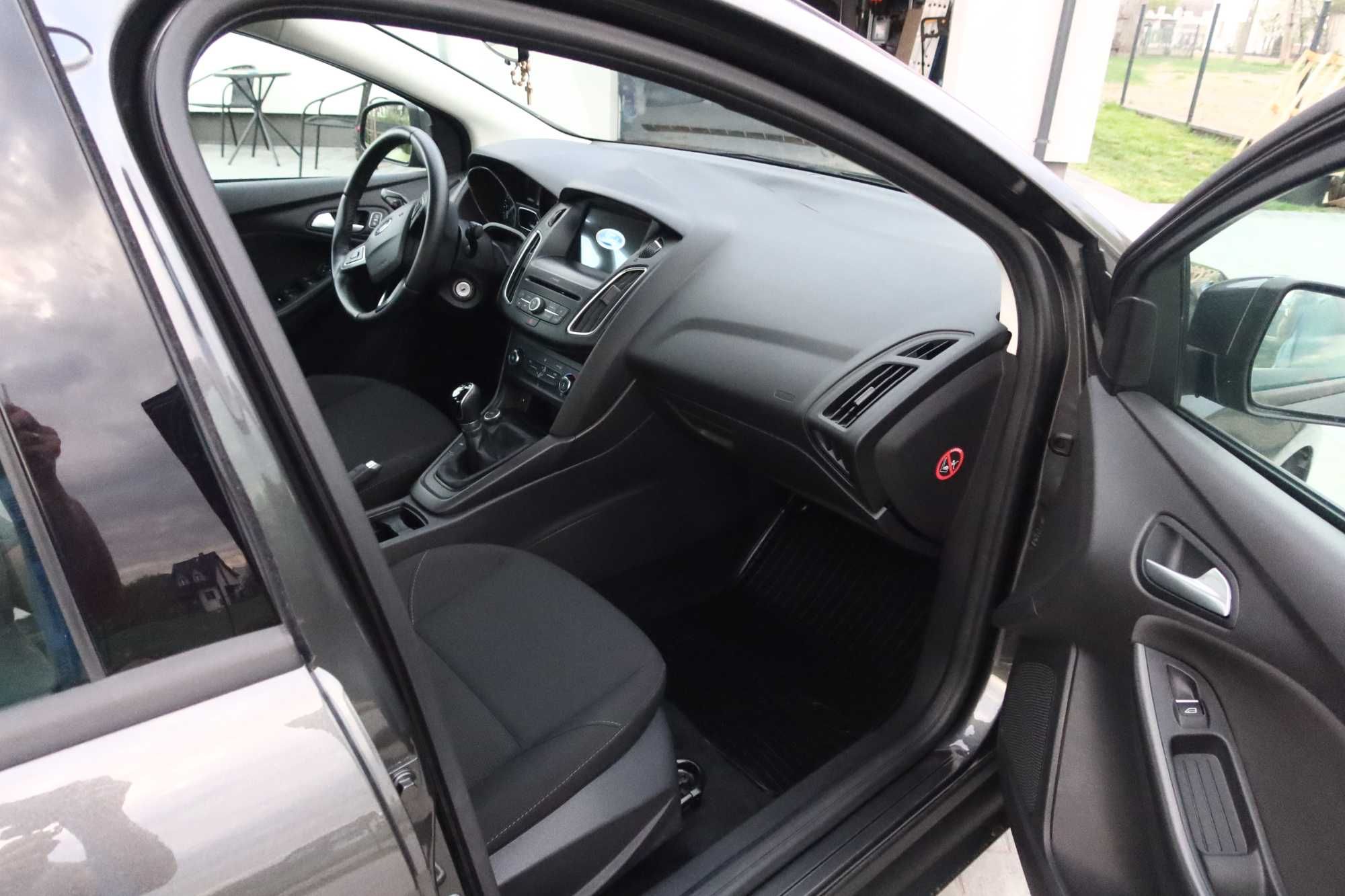 Ford Focus 1.6 Benzyna • 125 KM • Super stan!