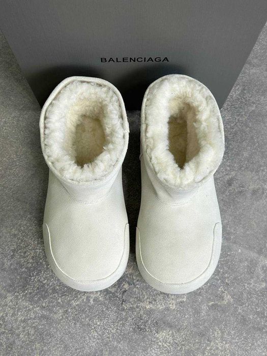 Уггі BALENCIAGA ALASKA SKI FUR BOOTS ботинки белые чоботи білі ugg low