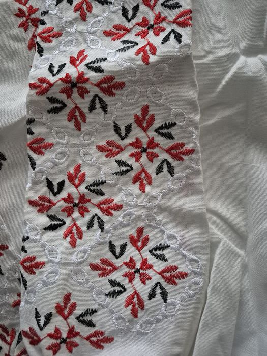 Вишиванка  жіноча