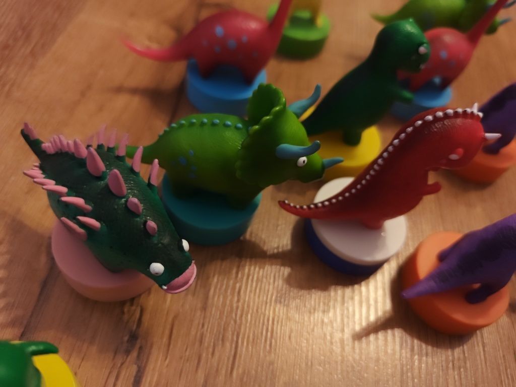 Dinozaury figurki stemple pieczątki