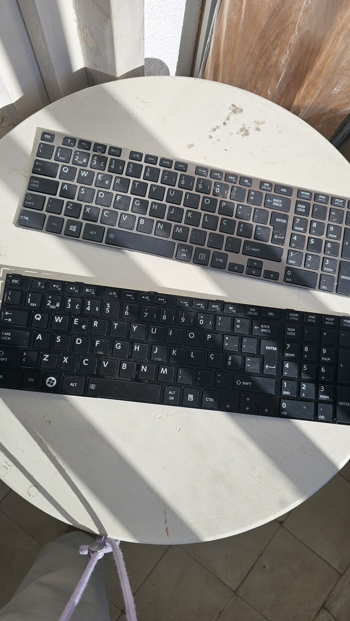 2 teclados chicony