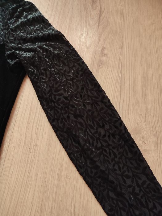 Czarna krótka sukienka tunika aksamitna