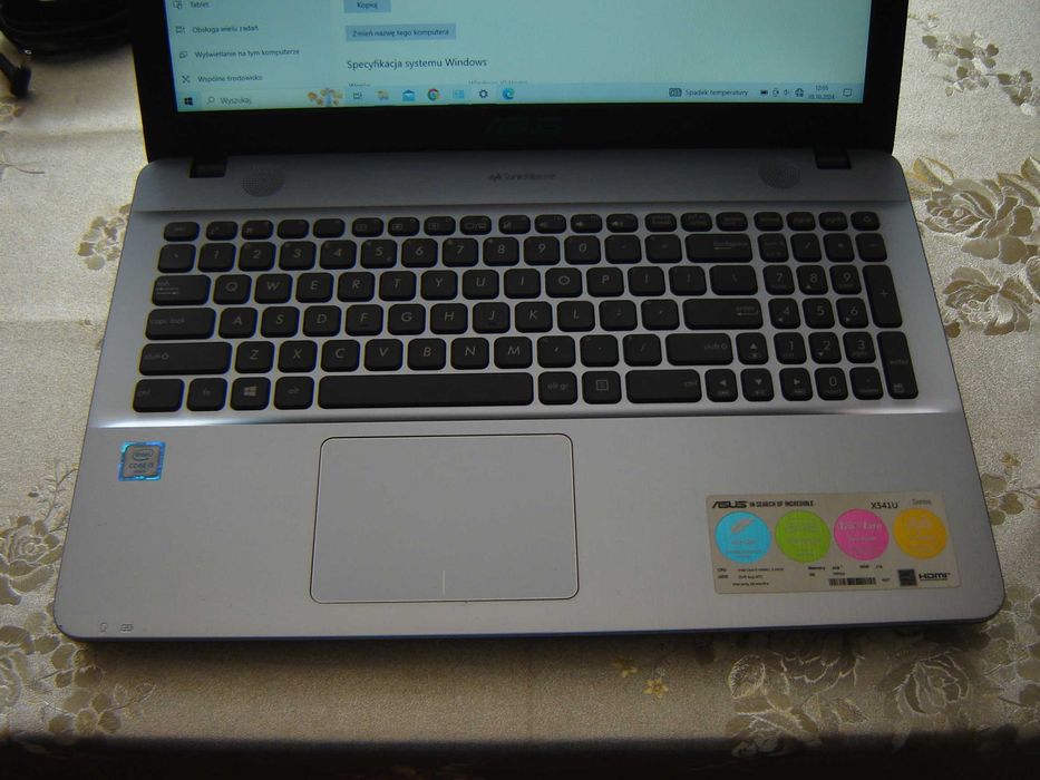 Laptop ASUS X541U/CORE i3/1TB/4 GB/WIN 10