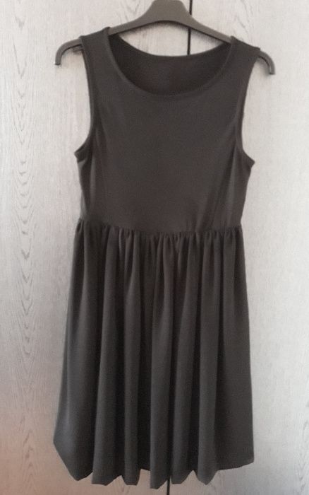 Czarna elegancka sukienka