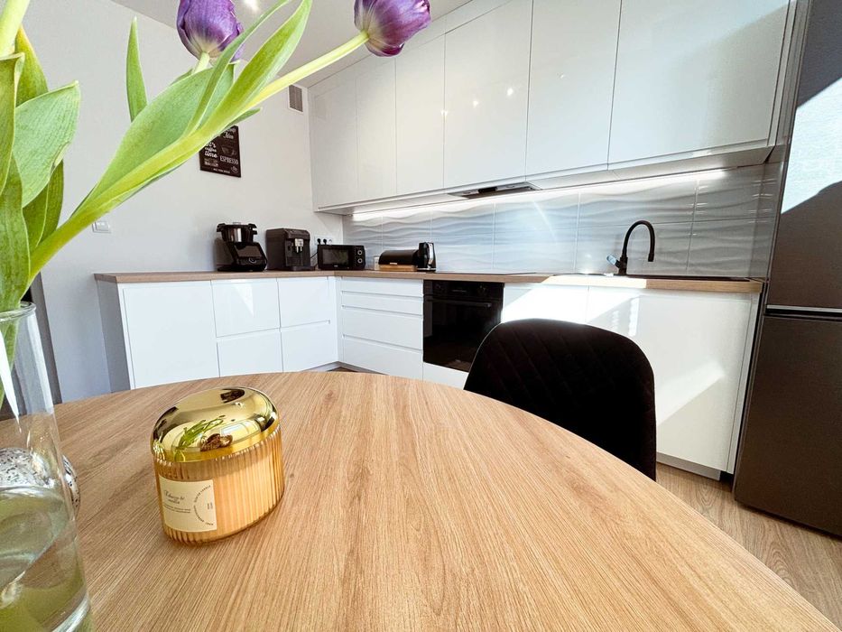 nowoczesne 2 pokoje z dużą kuchnią, ogródek, piwnica, komórka