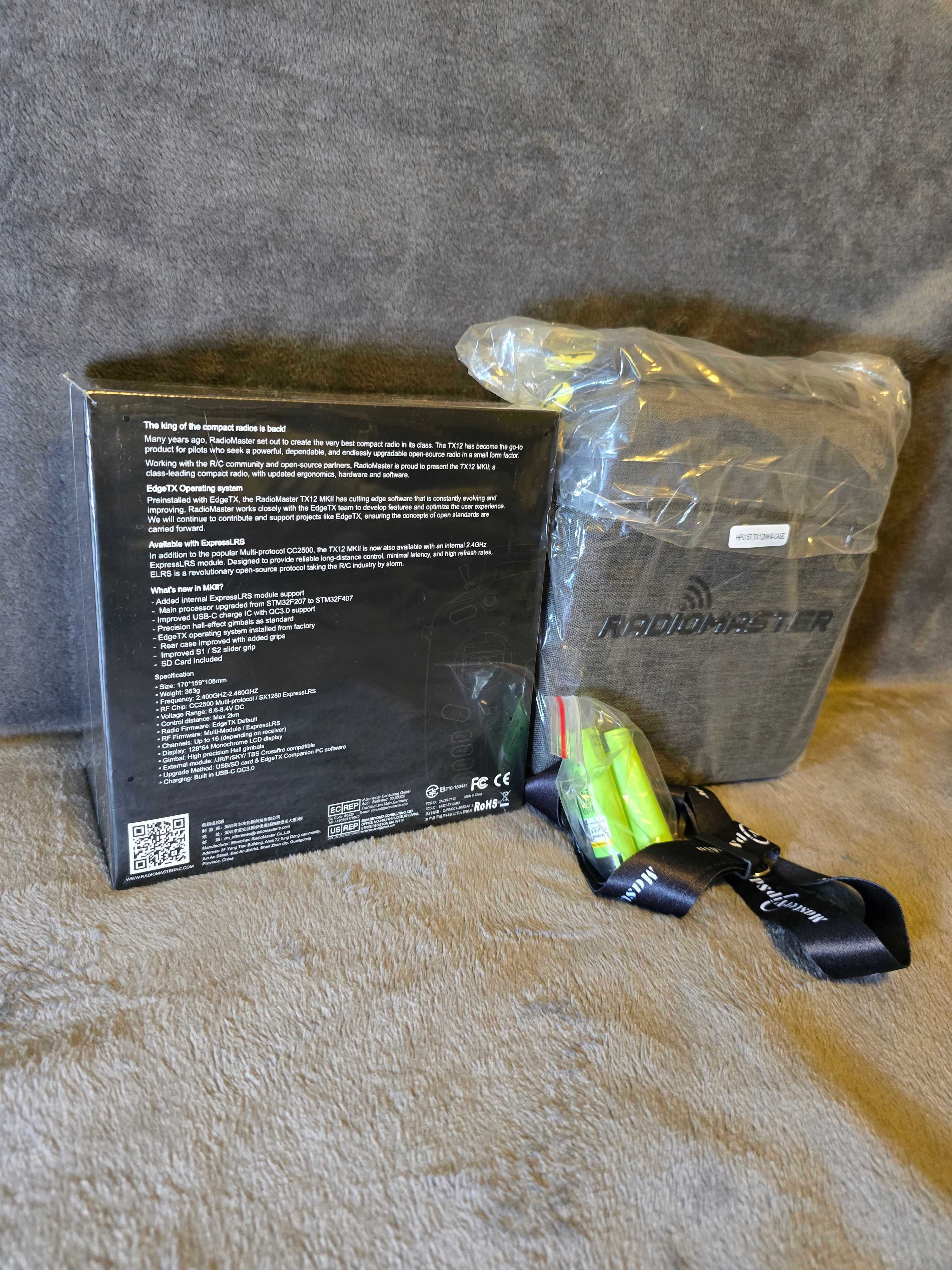 Radiomaster TX12 ERLS MKII лівий газ, кейс, акуми 18650, ремінець