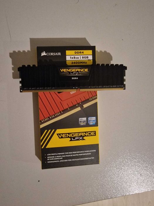 Corsair vengeance DDR4