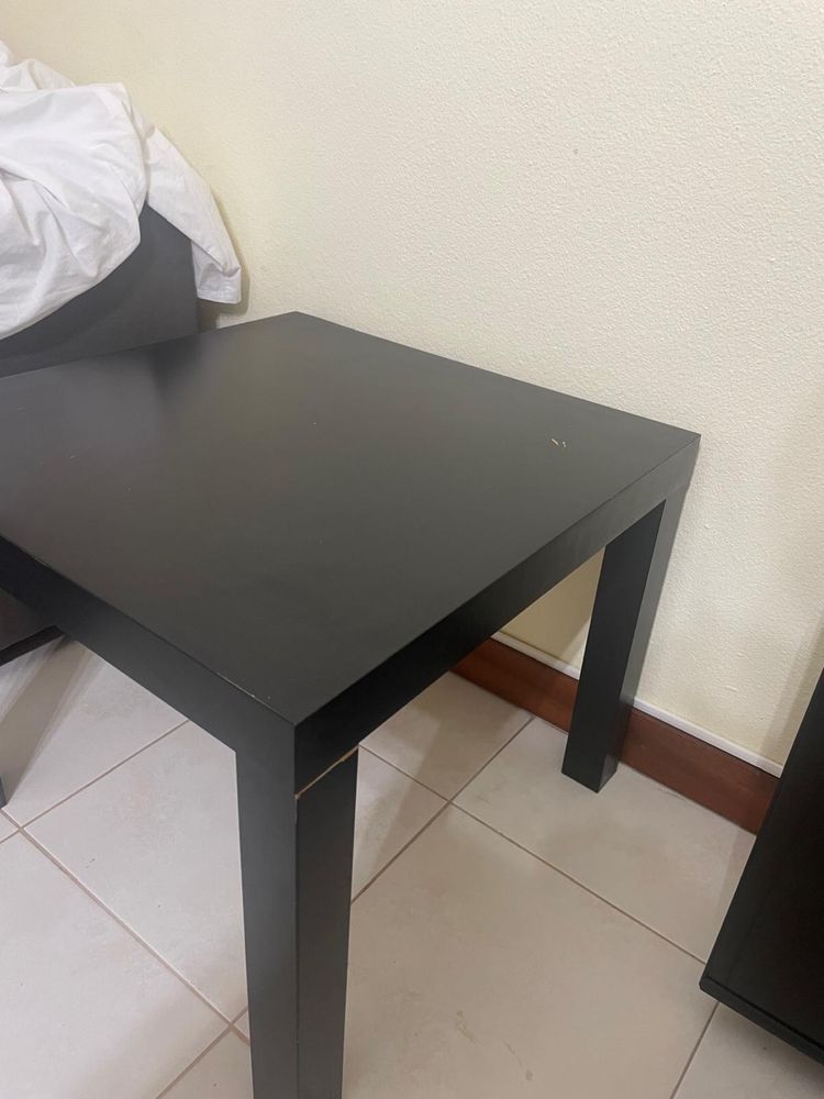 Mesa de centro  Preta