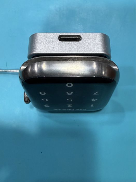 Apple watch 7 45mm titanium silver