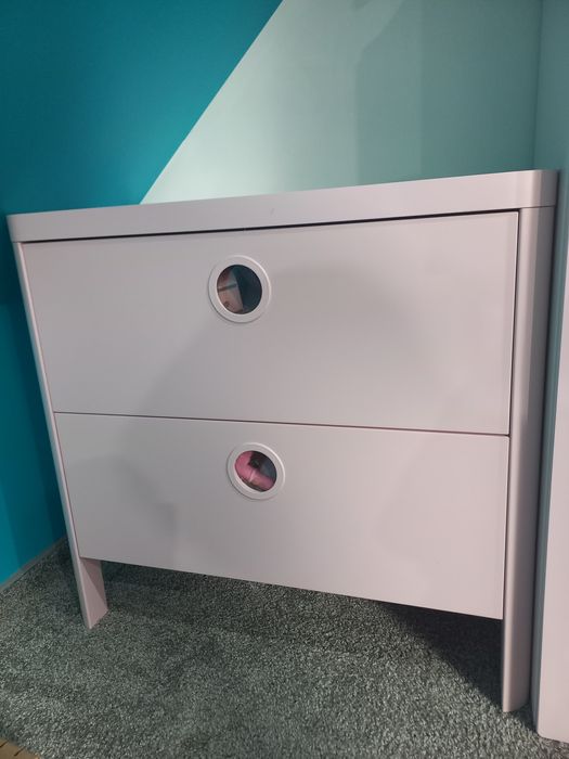 Komoda z ikea różowa