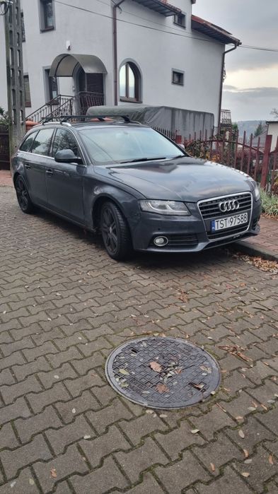 Audi a4 b8 kombi anglik 2.0 tdi manual