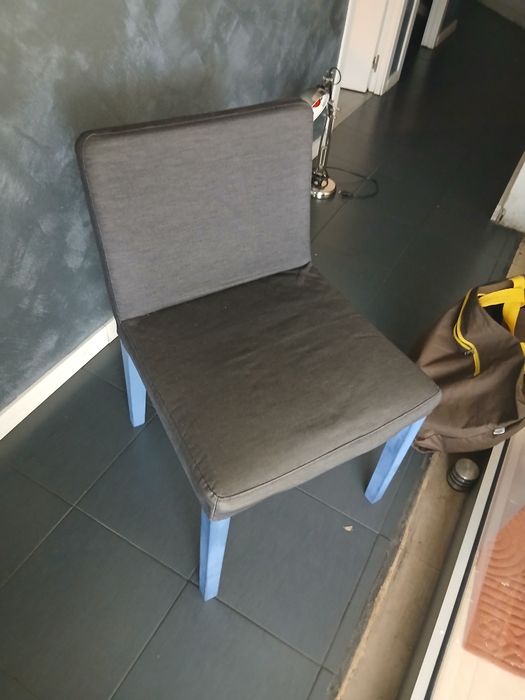 Cadeira de sala azul