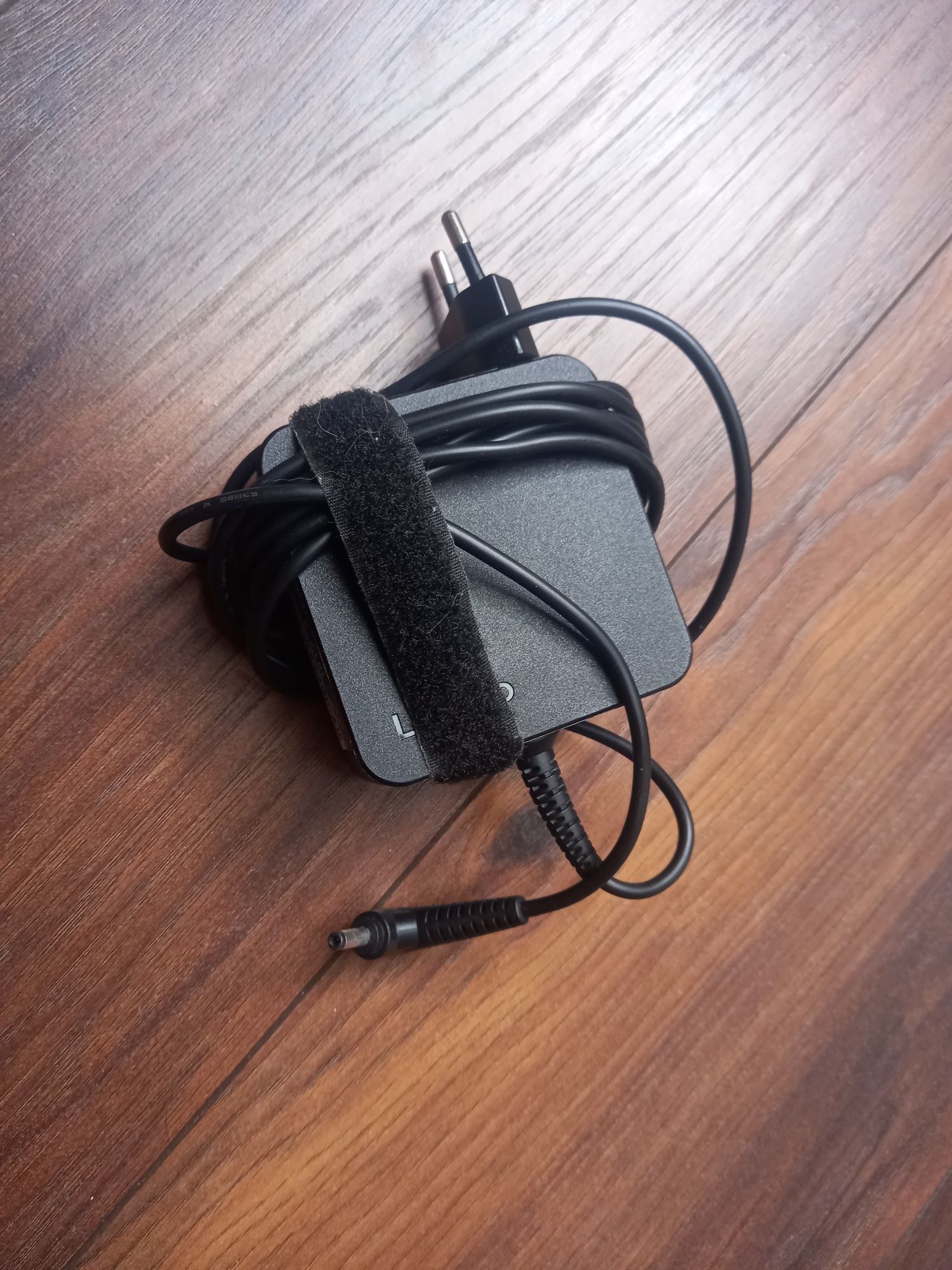 Komputer lenovo .