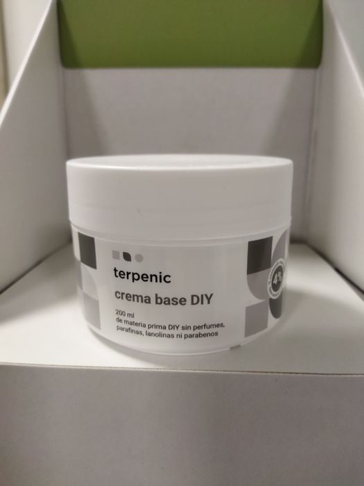 Cremes/shampoo bases neutras para adicionar os óleos essenciais