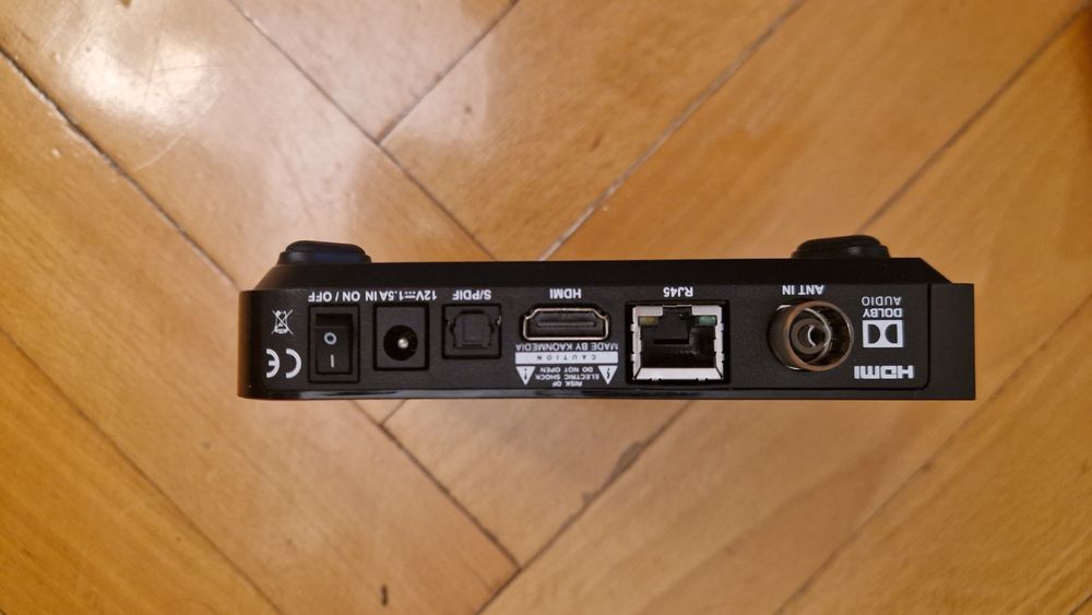 Tuner Magenta Box KSTB6077 Android TV DVBT-2